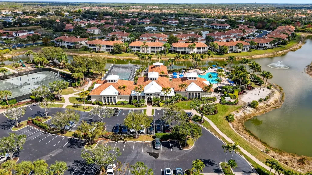 3350 Sandpiper Way Naples FL 34109