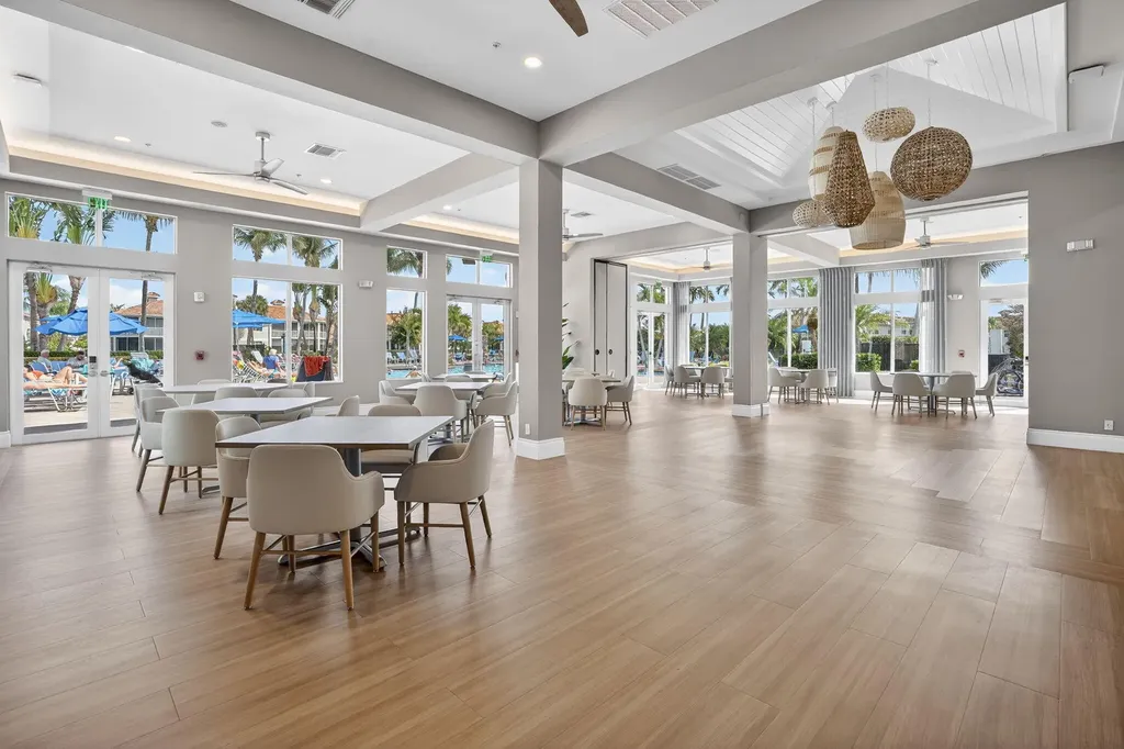 3350 Sandpiper Way Naples FL 34109