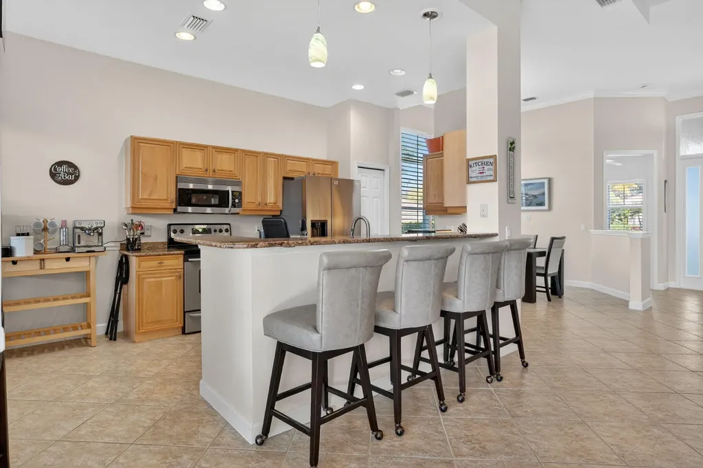 3350 Sandpiper Way Naples FL 34109