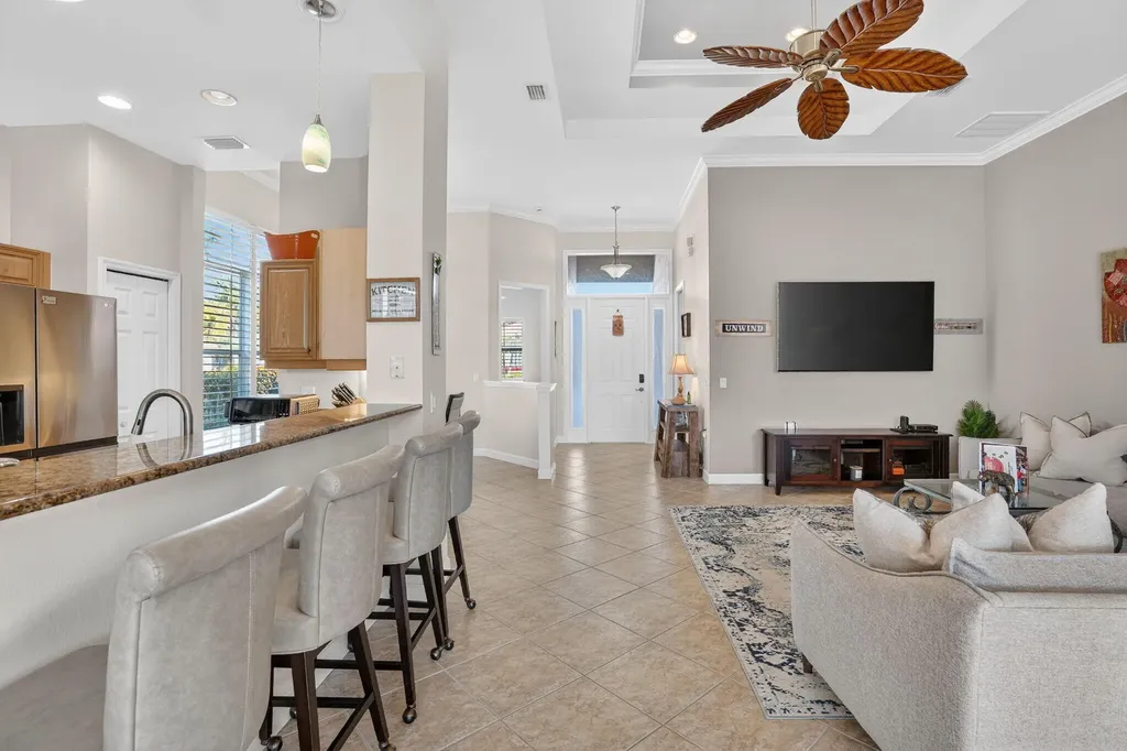 3350 Sandpiper Way Naples FL 34109