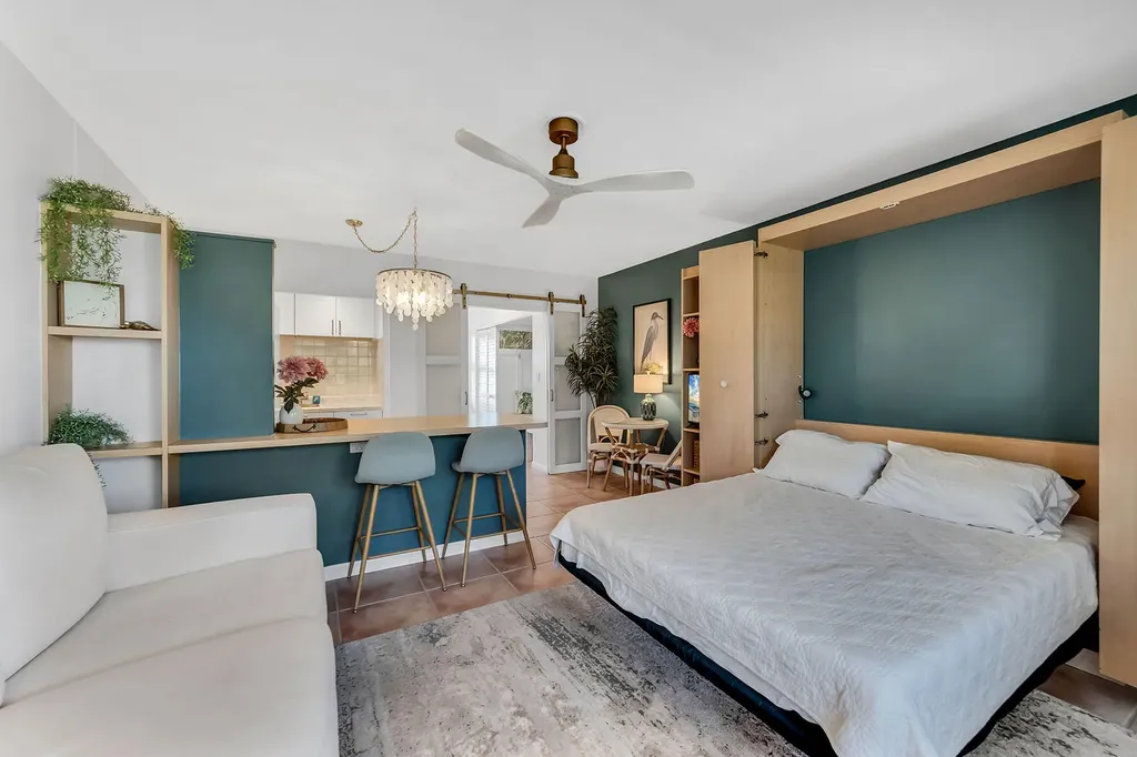 190 N Collier Boulevard Marco Island FL 34145