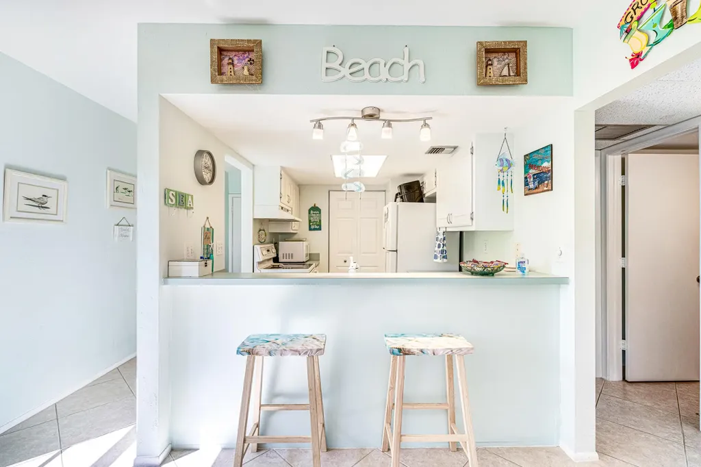 27 Greenbrier Marco Island FL 34145