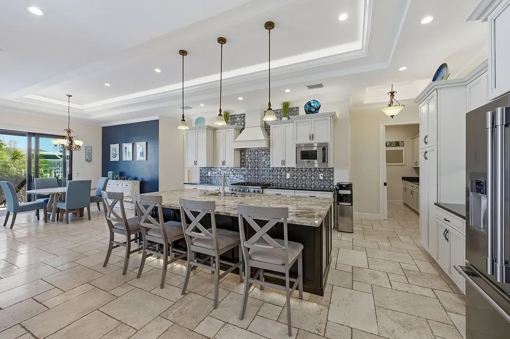 137 Hollyhock Court Marco Island FL 34145