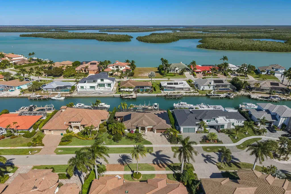 137 Hollyhock Court Marco Island FL 34145