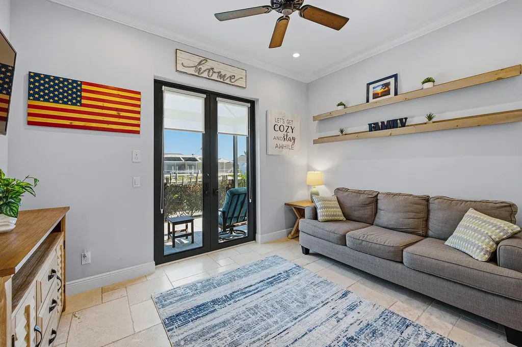 137 Hollyhock Court Marco Island FL 34145