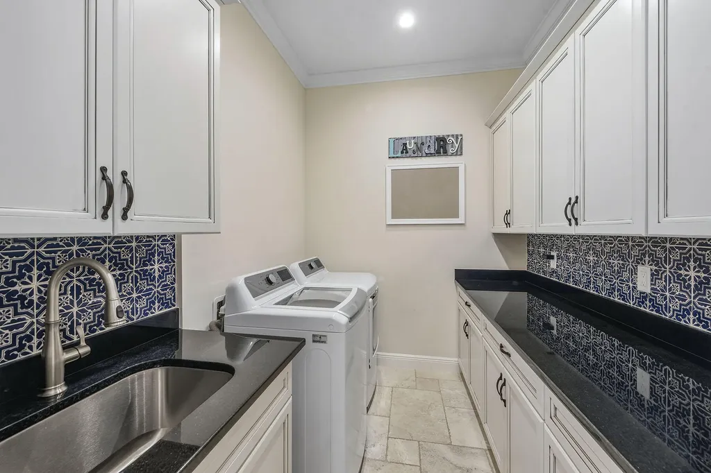 137 Hollyhock Court Marco Island FL 34145