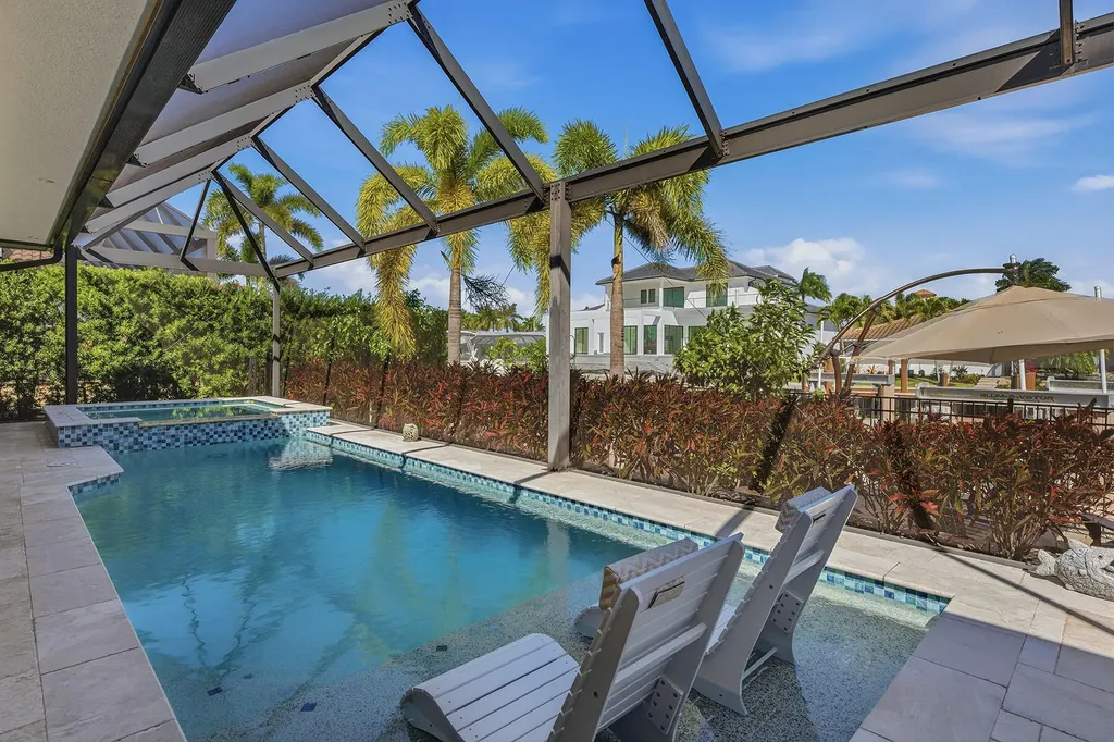 137 Hollyhock Court Marco Island FL 34145