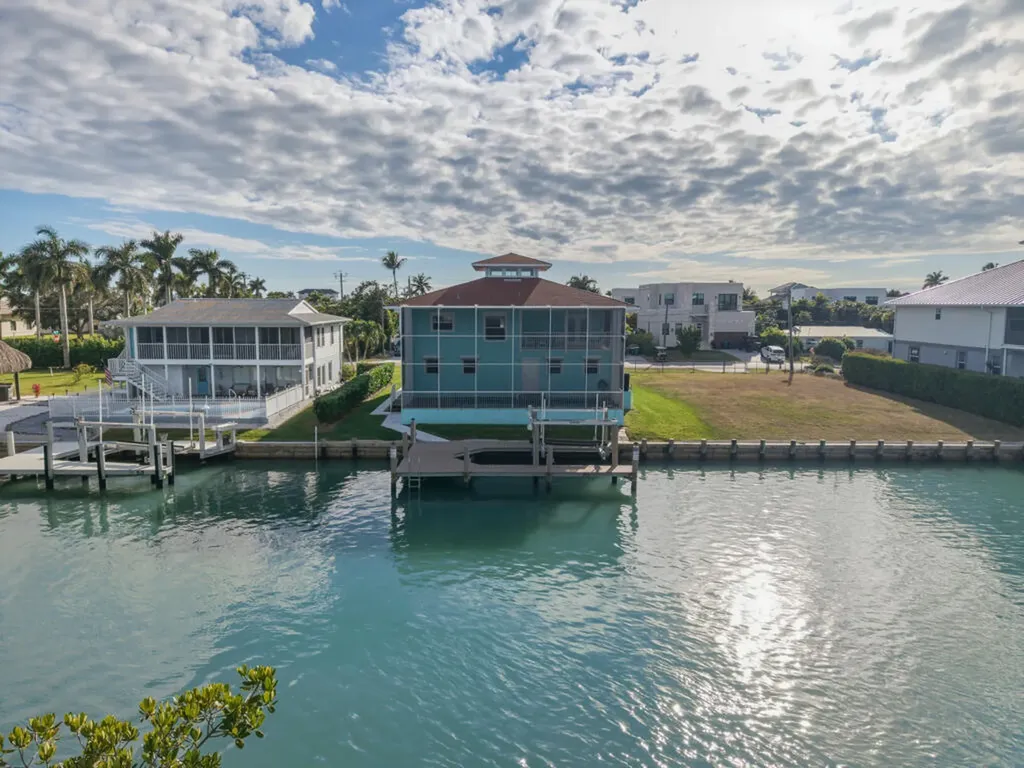 105 W Pago Pago Drive Naples FL 34113