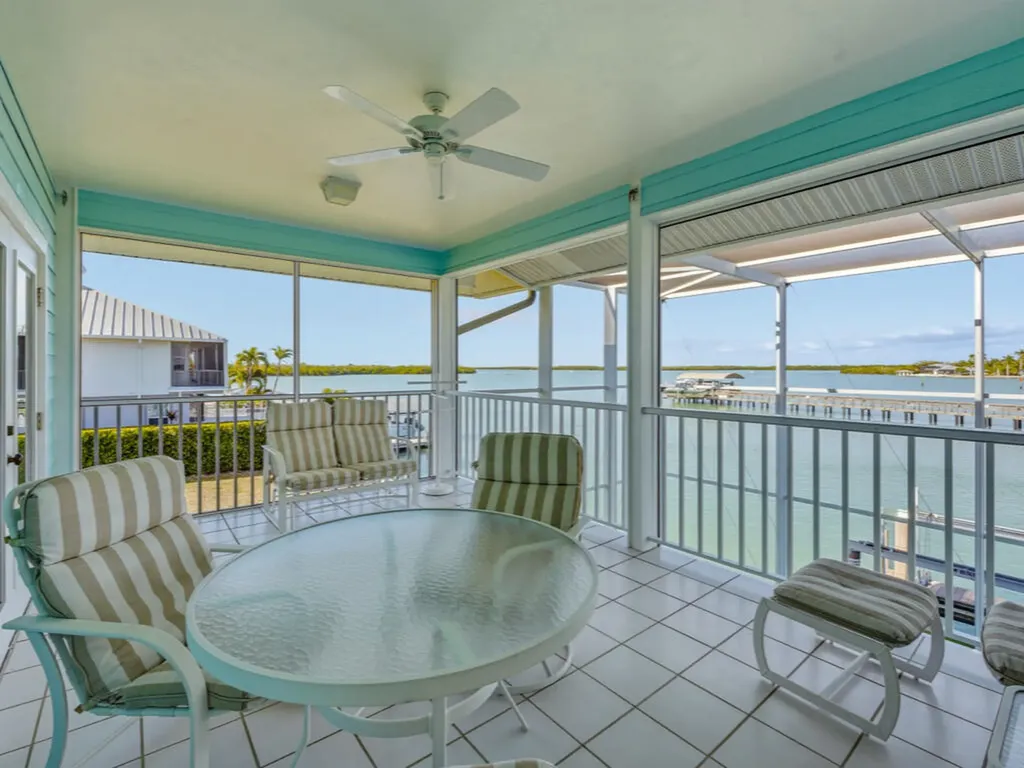 105 W Pago Pago Drive Naples FL 34113