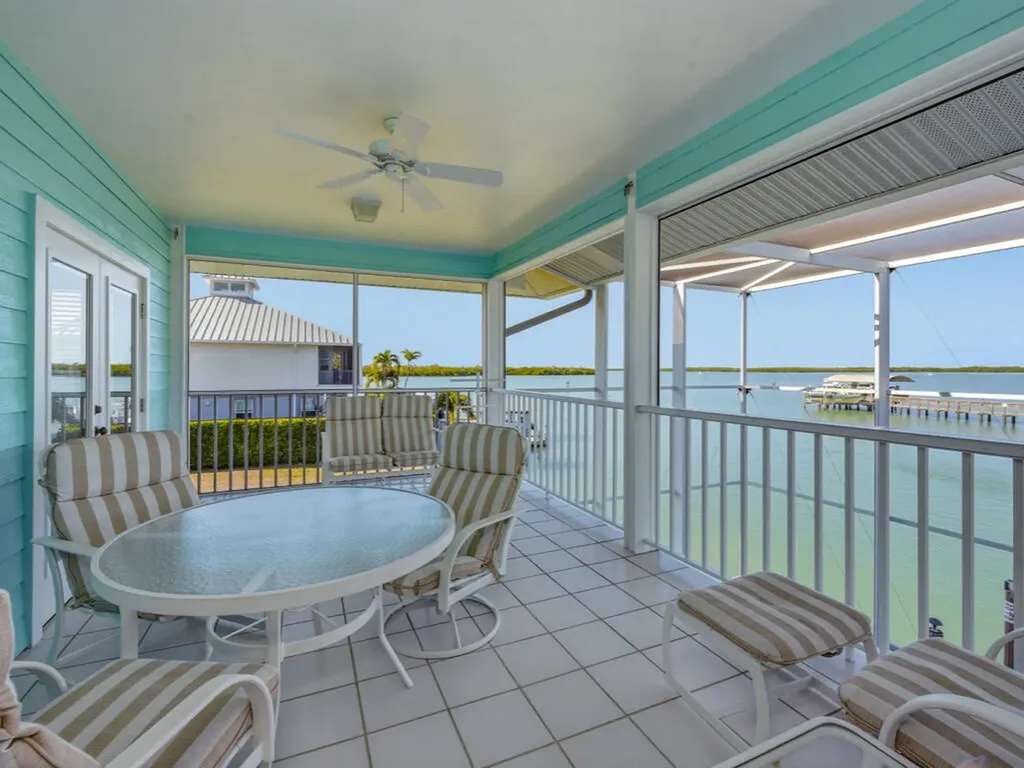 105 W Pago Pago Drive Naples FL 34113