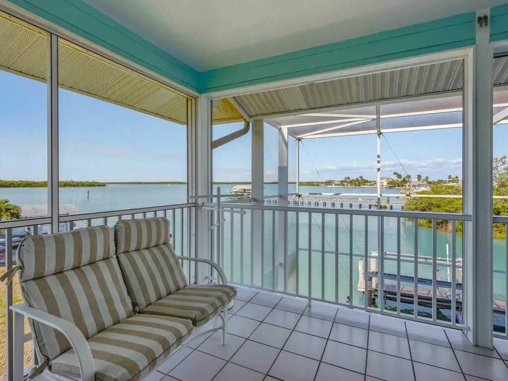 105 W Pago Pago Drive Naples FL 34113