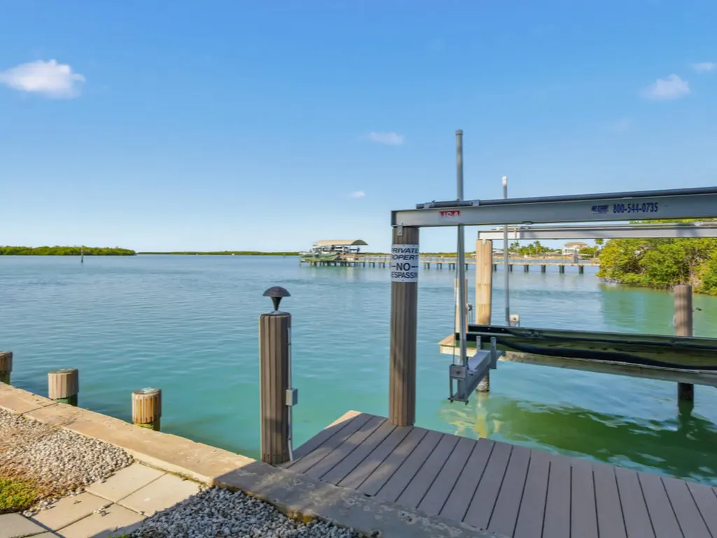 105 W Pago Pago Drive Naples FL 34113