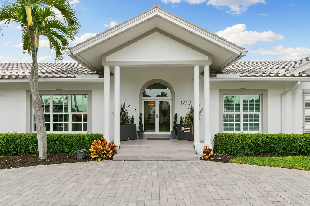 1770 Barbados Avenue Marco Island FL 34145