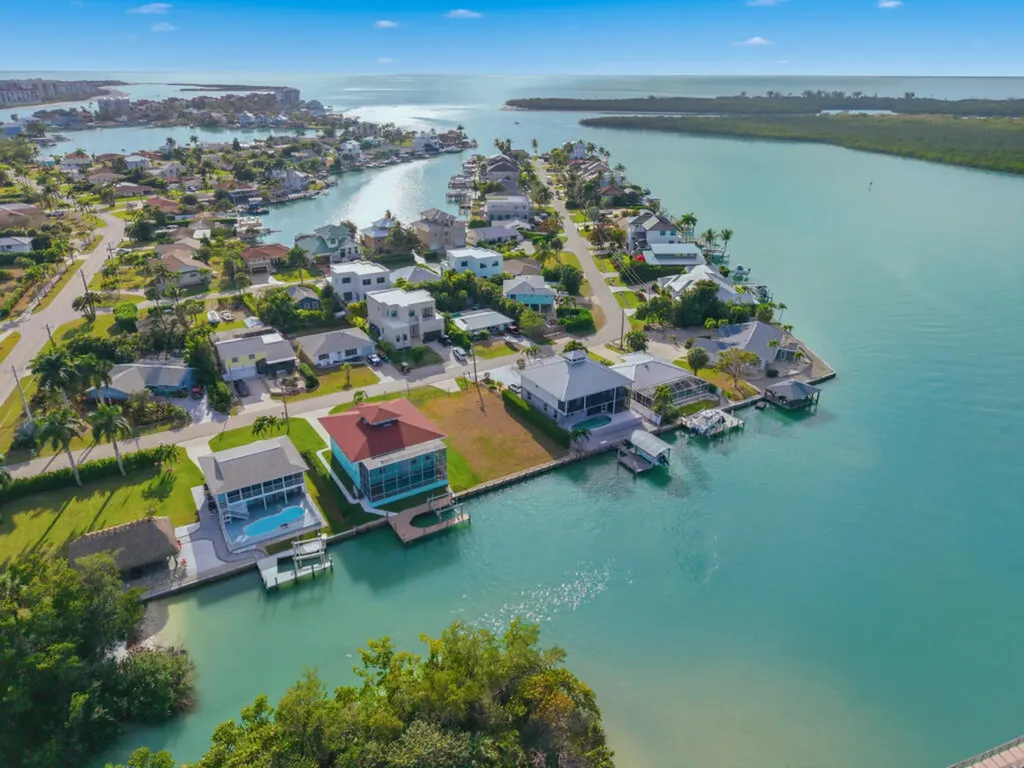 107 W Pago Pago Drive Naples FL 34113