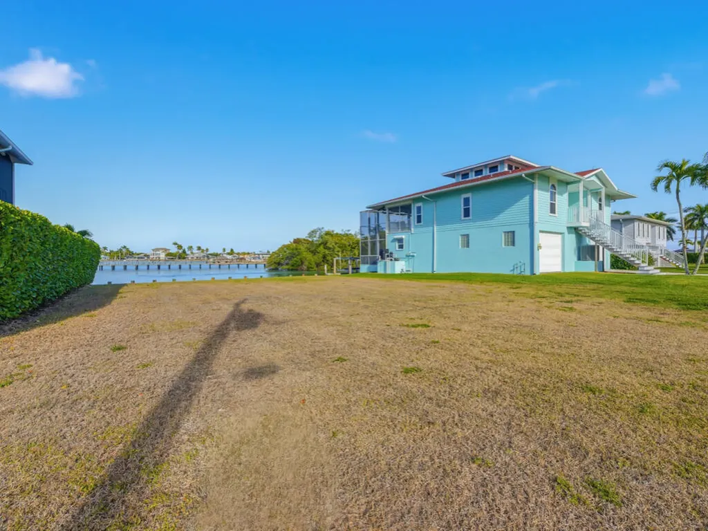 107 W Pago Pago Drive Naples FL 34113