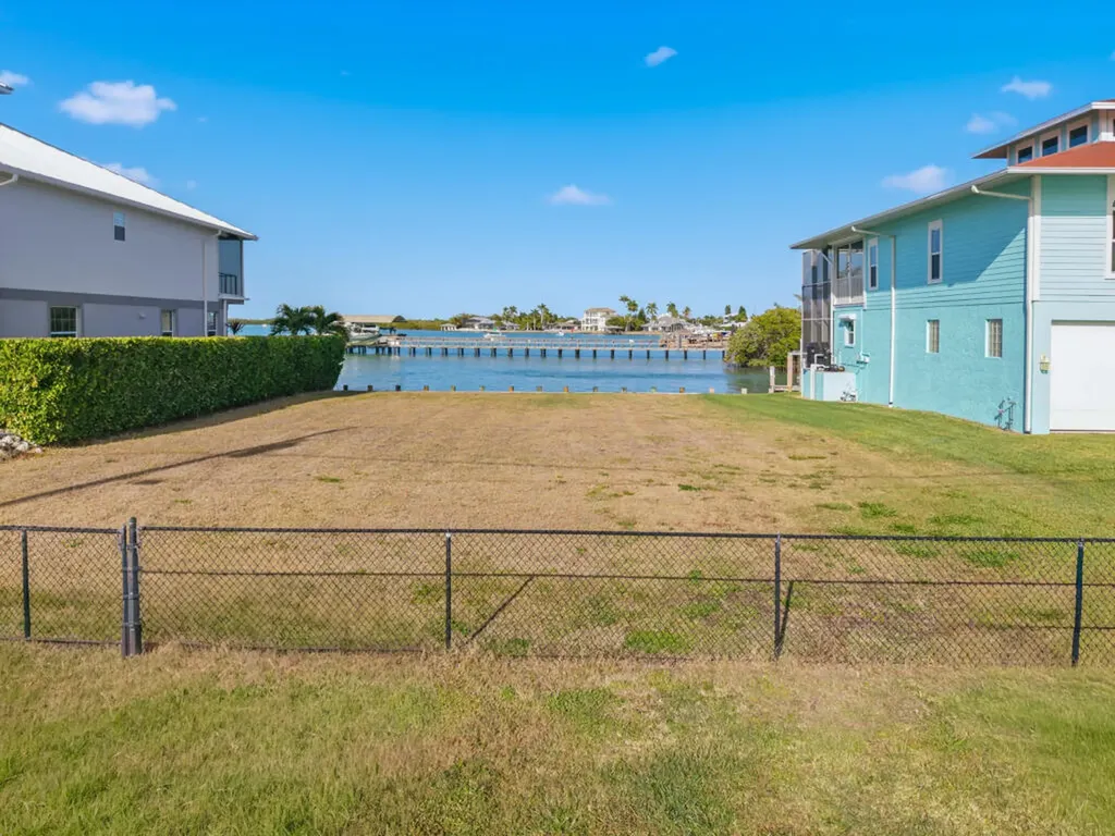 107 W Pago Pago Drive Naples FL 34113