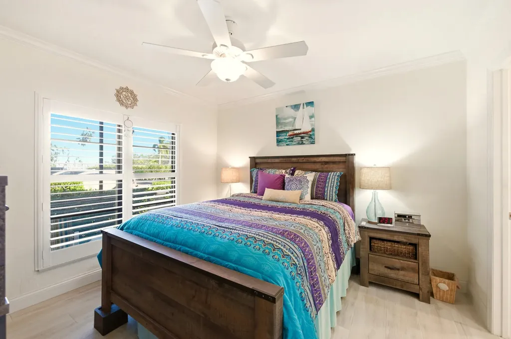 17 N Collier Marco Island FL 34145