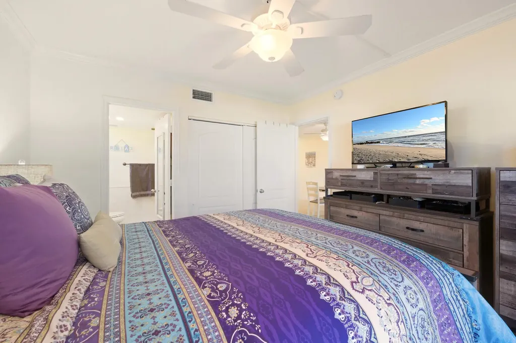 17 N Collier Marco Island FL 34145