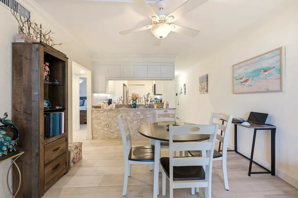 17 N Collier Marco Island FL 34145