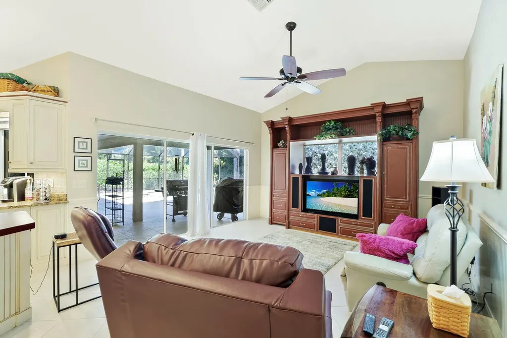 146 Muirfield Circle Naples FL 34113