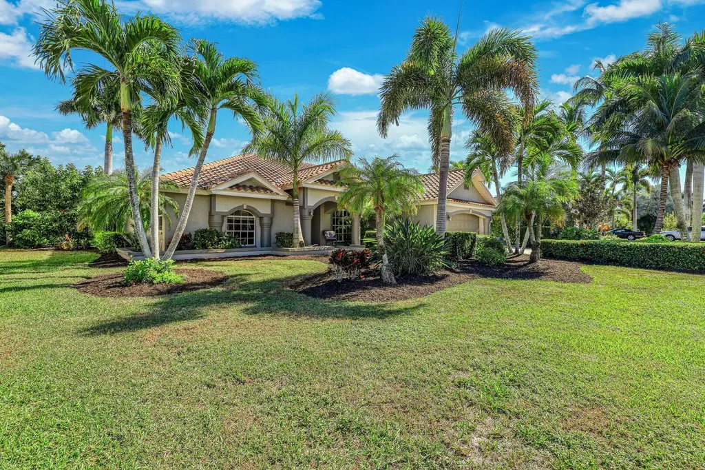 146 Muirfield Circle Naples FL 34113