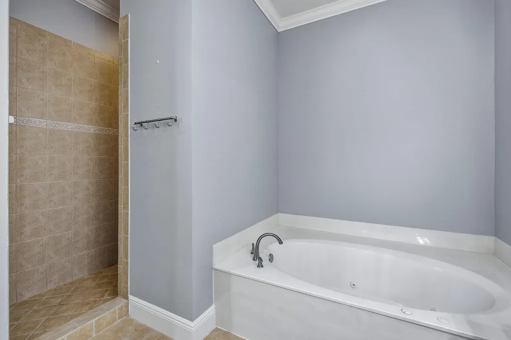 9057 Cherry Oaks Naples FL 34114