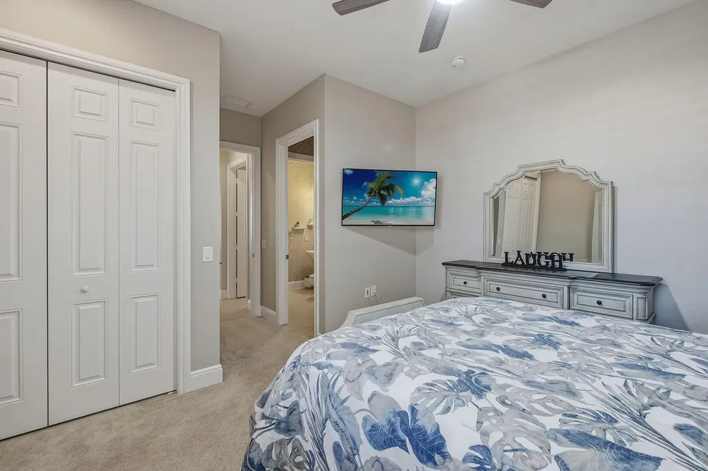 9057 Cherry Oaks Naples FL 34114