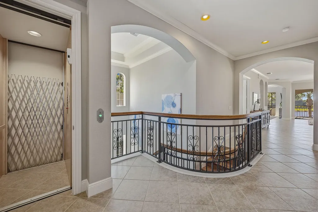 9057 Cherry Oaks Naples FL 34114