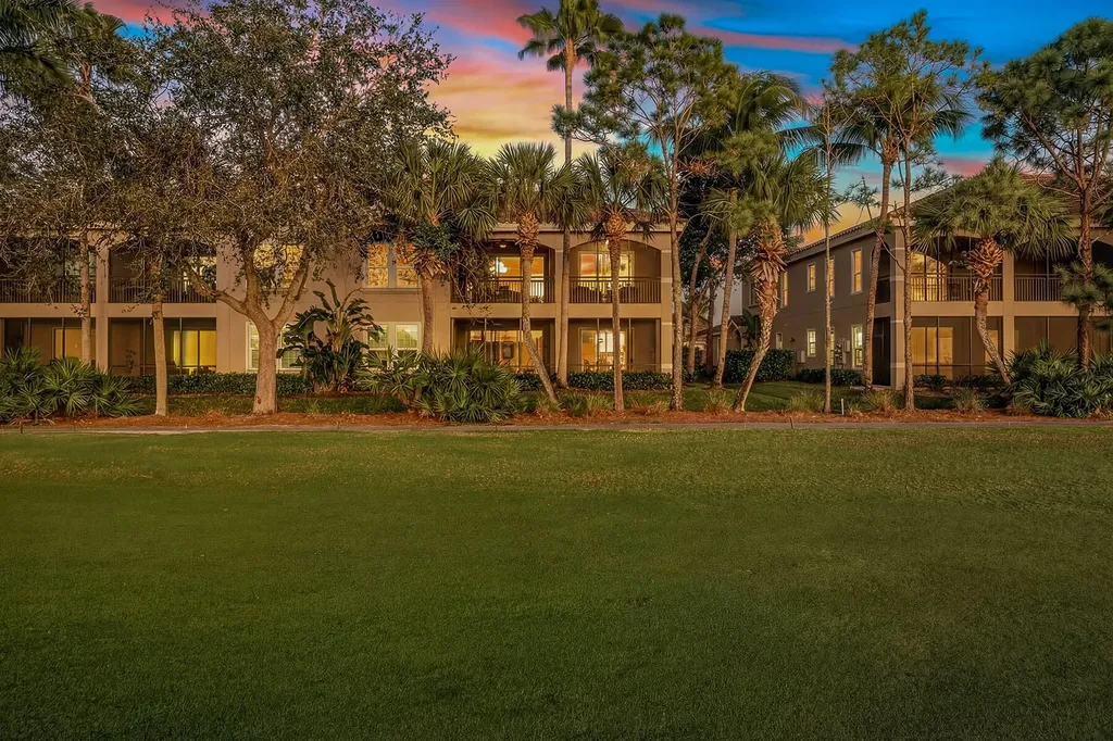 9057 Cherry Oaks Naples FL 34114