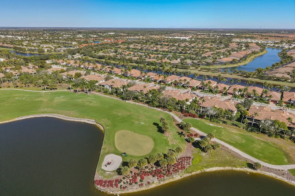 9057 Cherry Oaks Naples FL 34114