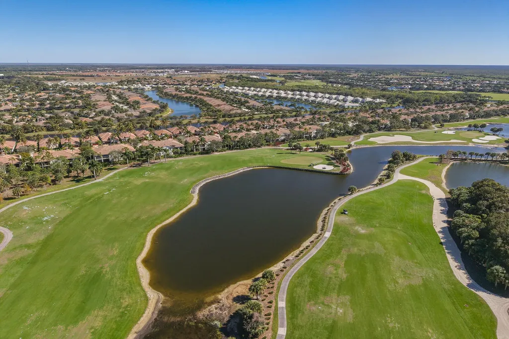 9057 Cherry Oaks Naples FL 34114