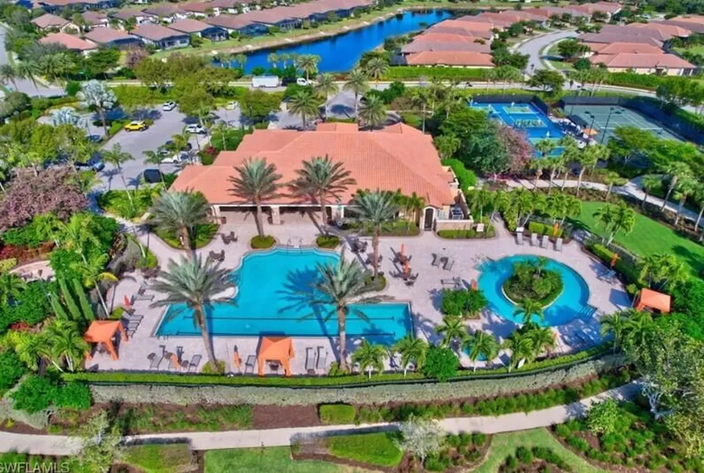 8581 Maggiore Court Naples FL 34114