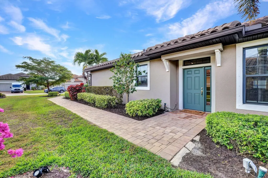 8581 Maggiore Court Naples FL 34114