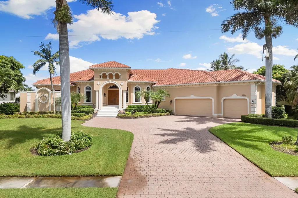1590 Caxambas Court Marco Island FL 34145
