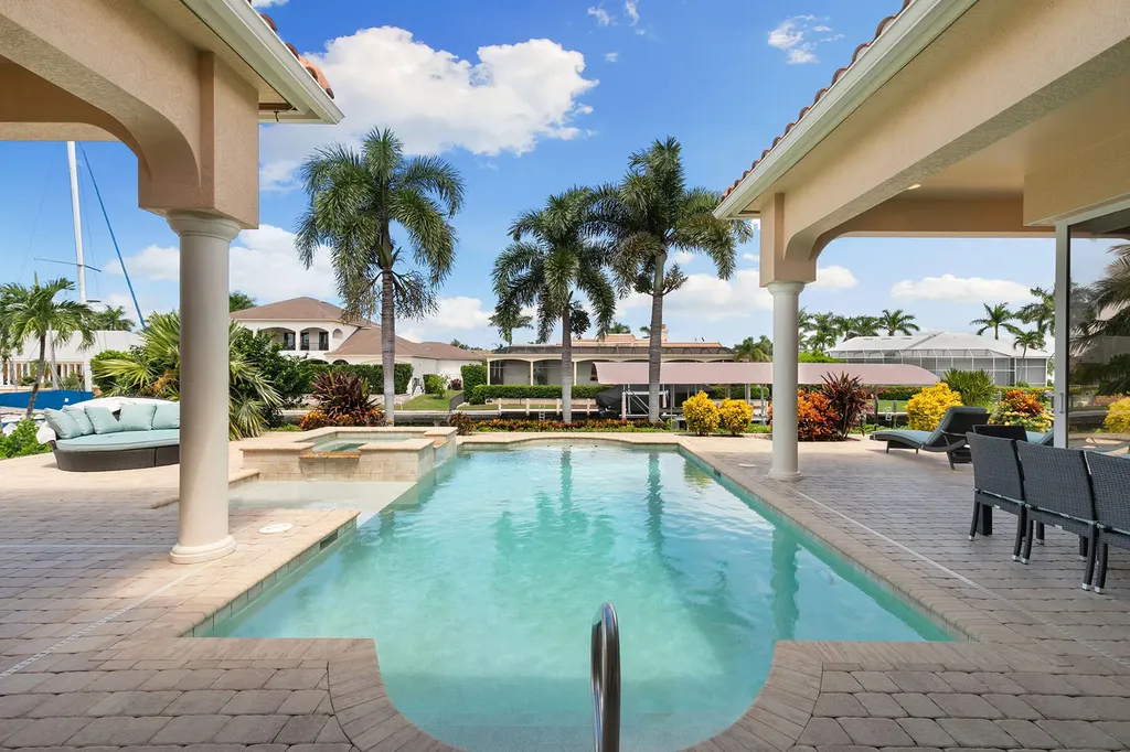 1590 Caxambas Court Marco Island FL 34145