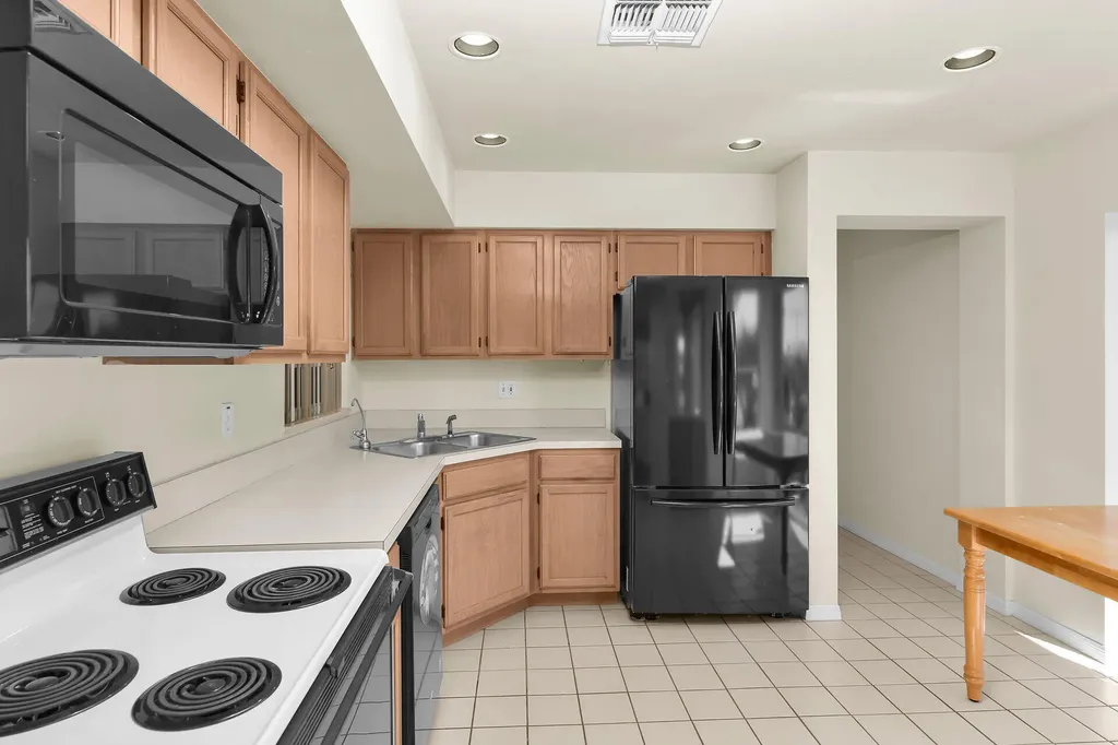 148 Eveningstar Cay Naples FL 34114