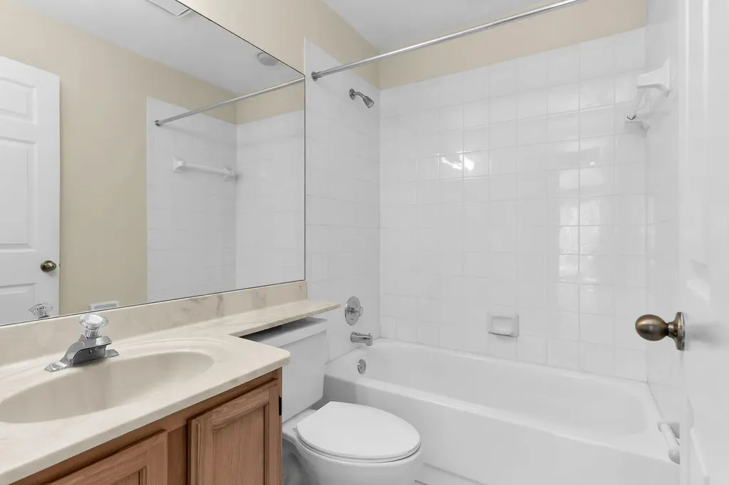 148 Eveningstar Cay Naples FL 34114