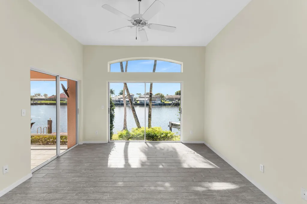 148 Eveningstar Cay Naples FL 34114