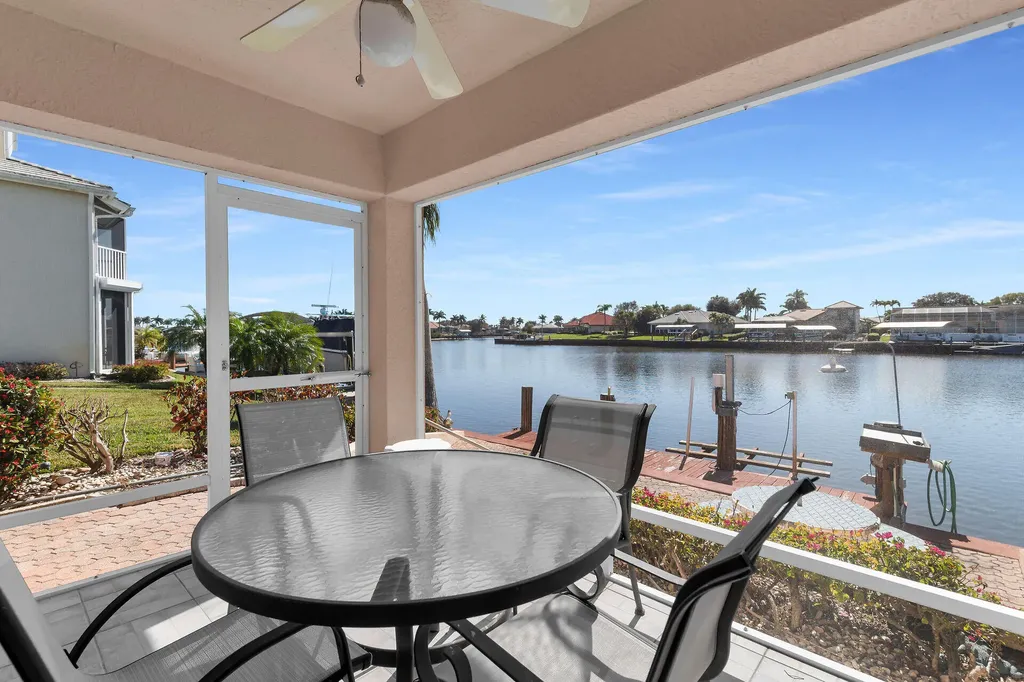 148 Eveningstar Cay Naples FL 34114