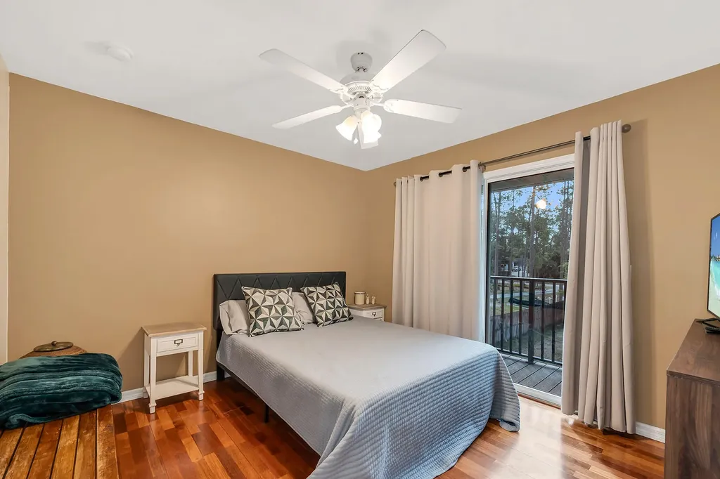 4105 2nd Avenue NE Naples FL 34120