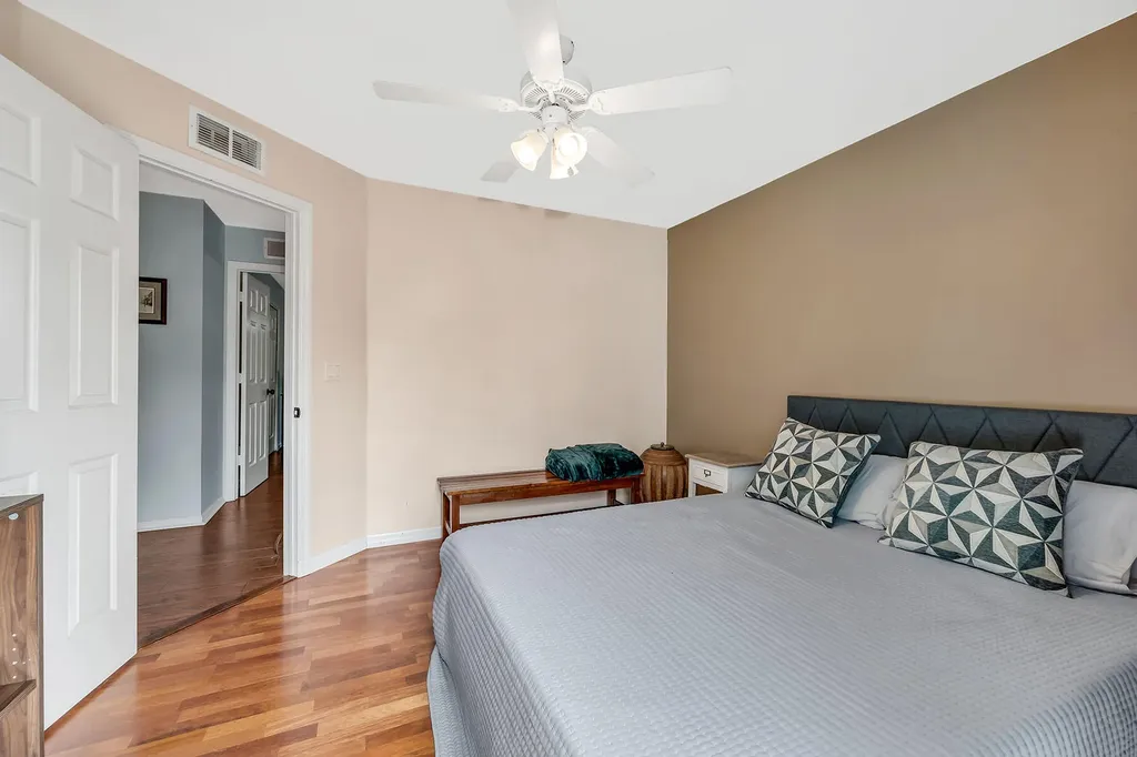 4105 2nd Avenue NE Naples FL 34120