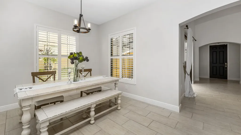 1238 Kendari Terrace Naples FL 34113