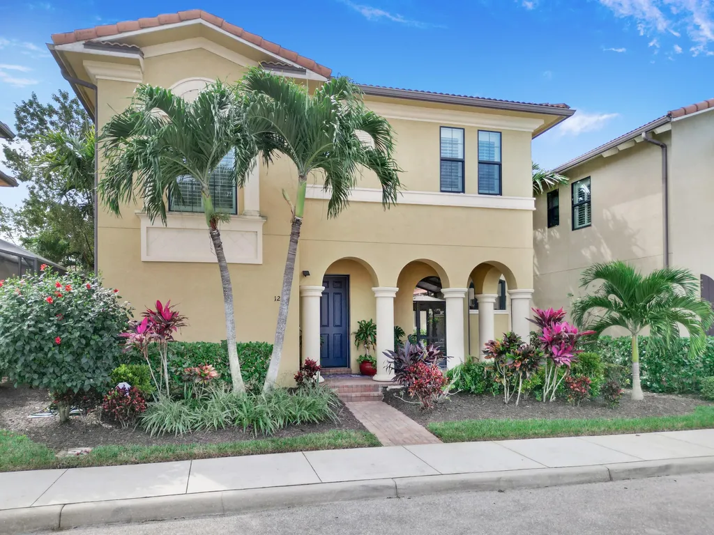 1238 Kendari Terrace Naples FL 34113