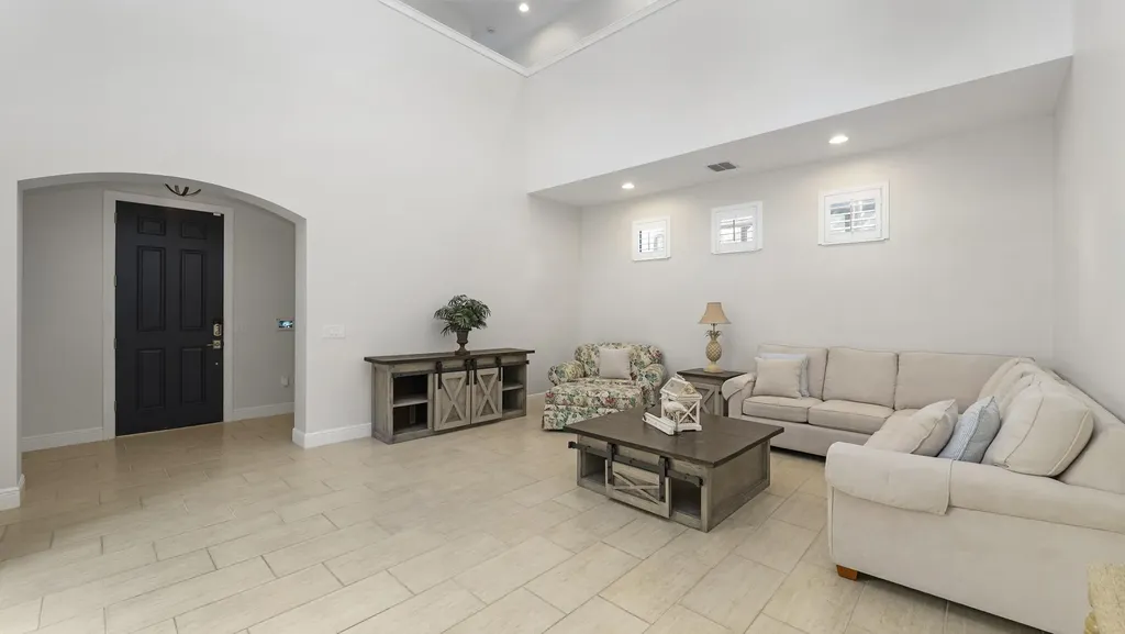 1238 Kendari Terrace Naples FL 34113