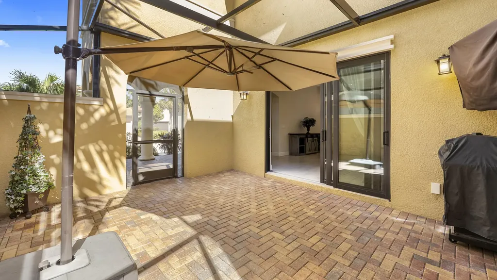 1238 Kendari Terrace Naples FL 34113