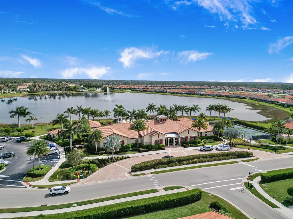 1238 Kendari Terrace Naples FL 34113