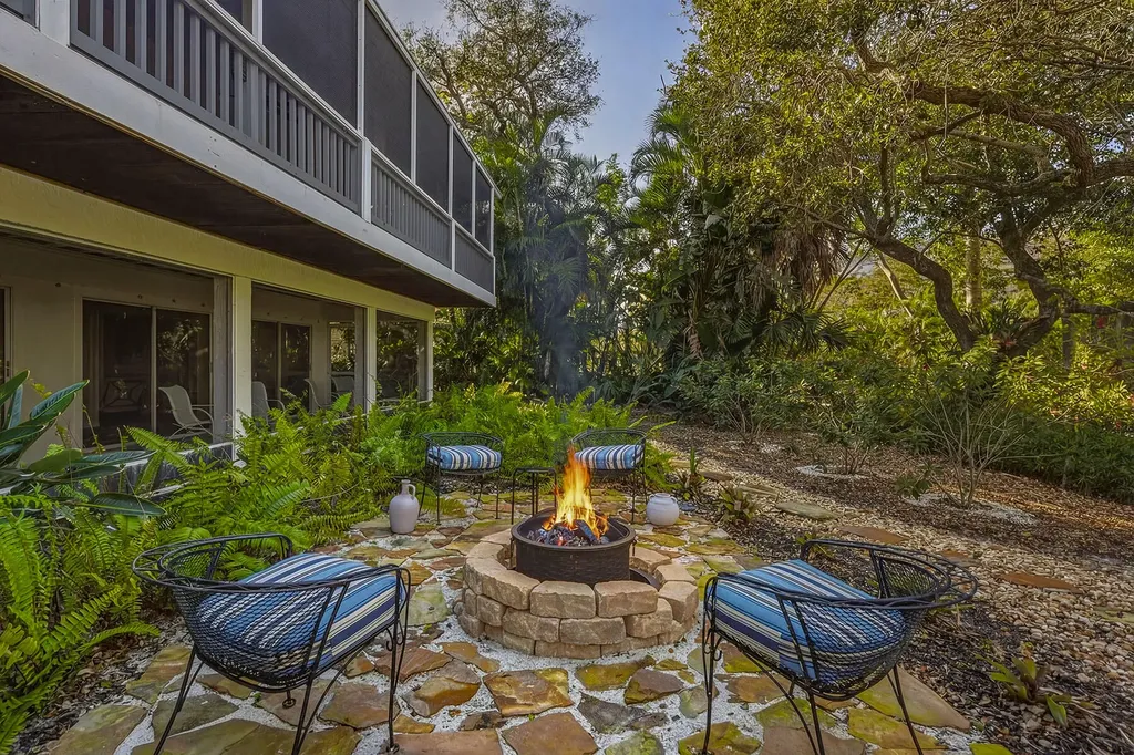 360 Gumbo Limbo Lane Marco Island FL 34145