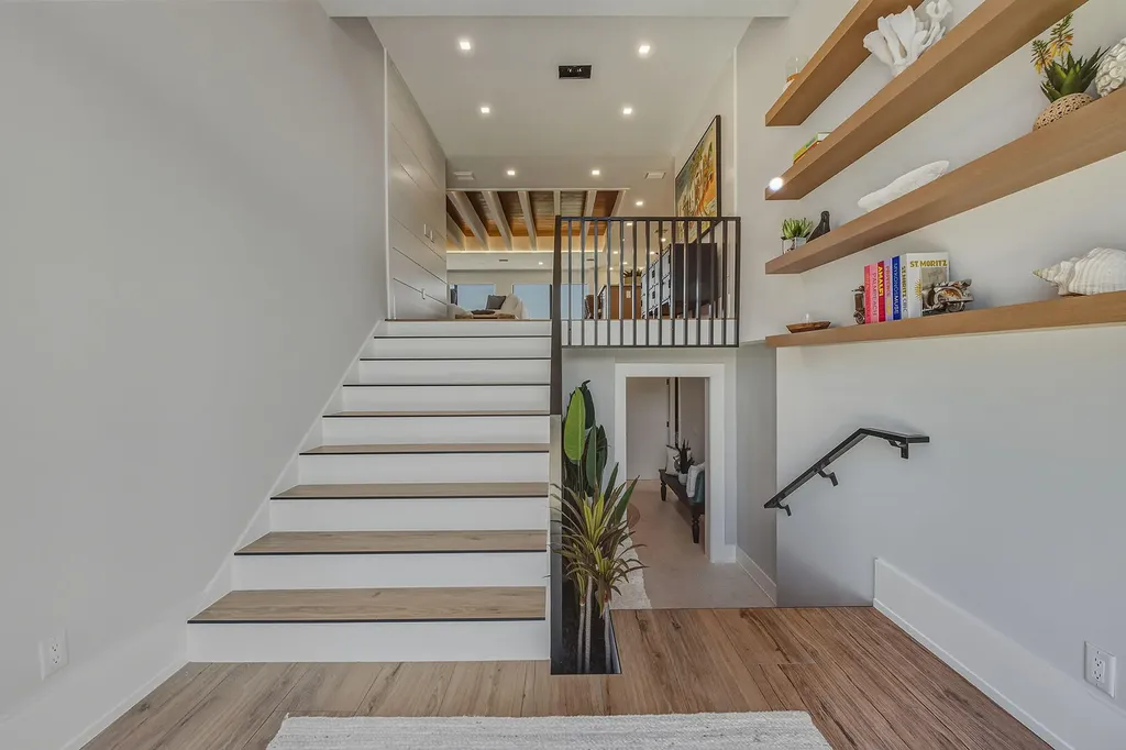 191 Leeward Court Marco Island FL 34145