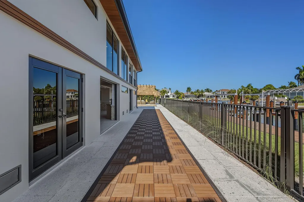 191 Leeward Court Marco Island FL 34145