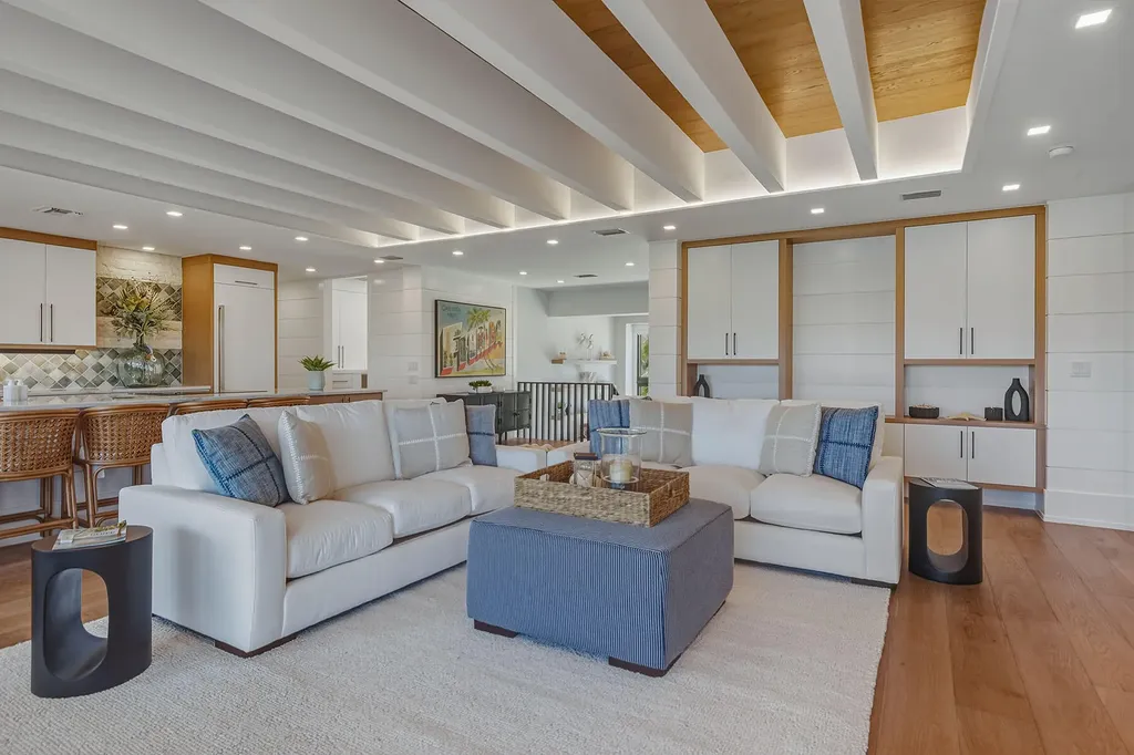 191 Leeward Court Marco Island FL 34145